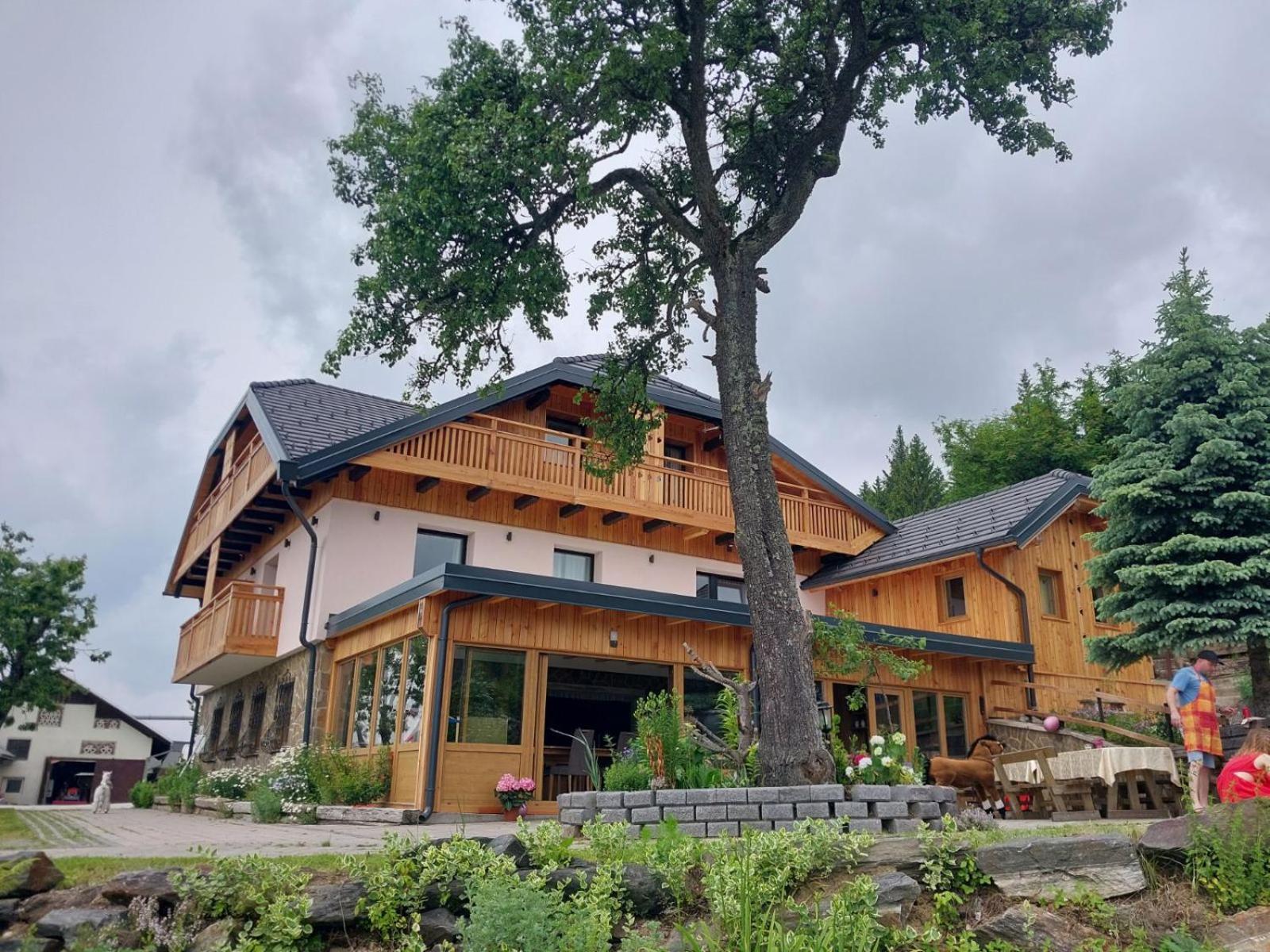 Tourist Farm Gricnik Villa Resnik ภายนอก รูปภาพ