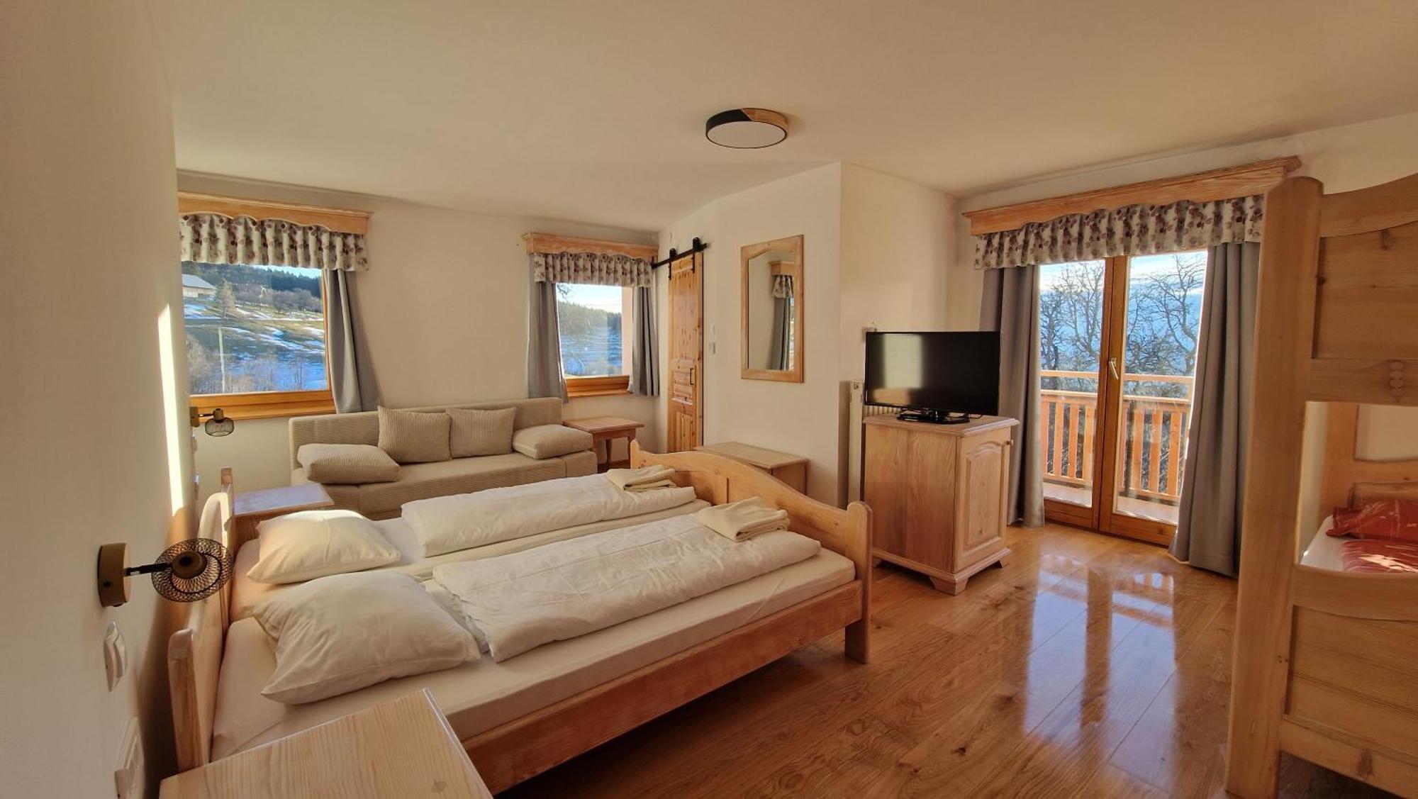 Tourist Farm Gricnik Villa Resnik ภายนอก รูปภาพ